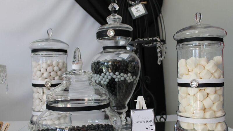 wedding decor black and white