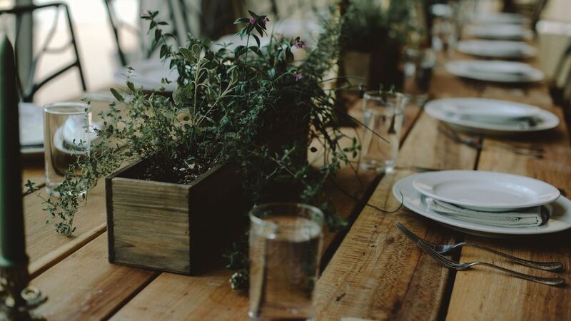 simple traditional wedding decor ideas